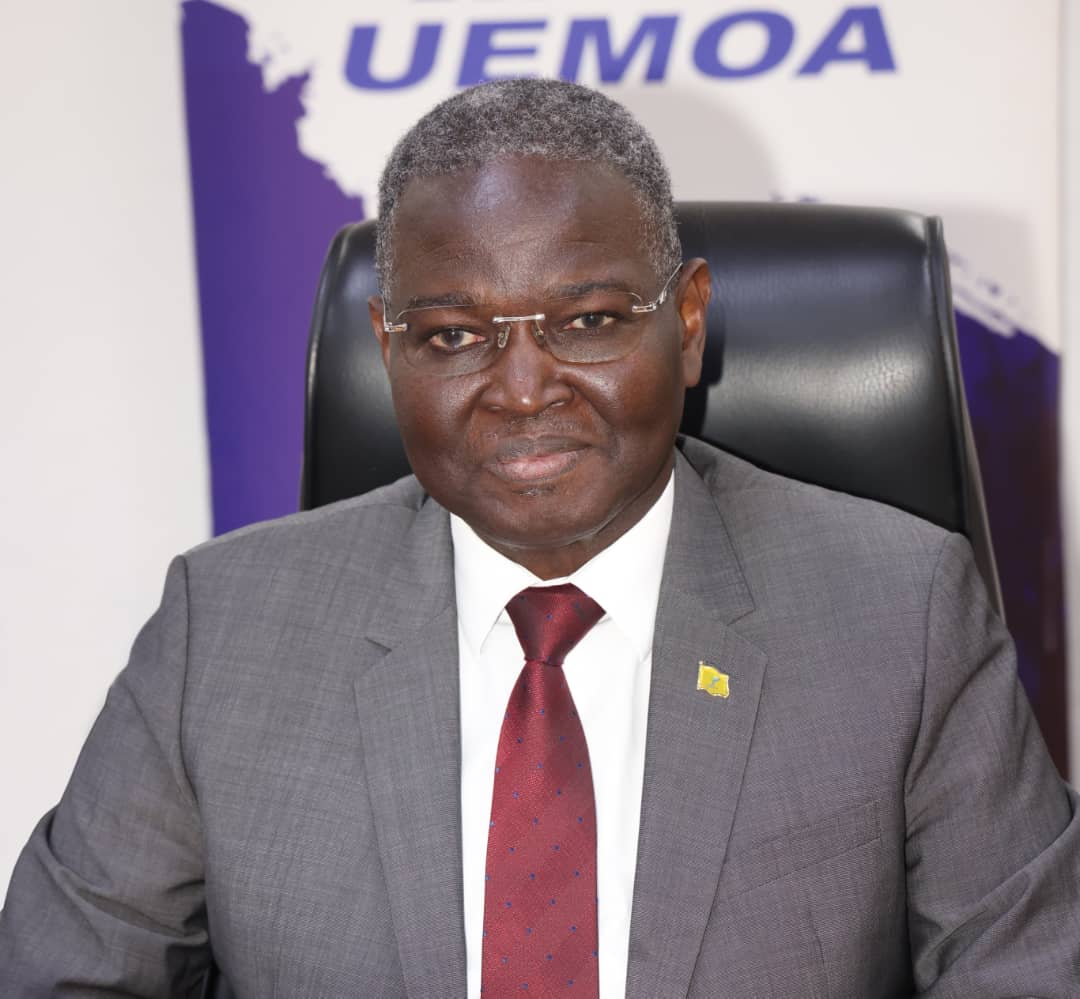 UEMOA : La Commission alerte sur un faux compte Facebook au nom de son président